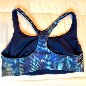 Lululemon Sport Bra/Top!